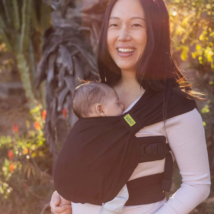 This effortless hybrid baby carrier is an ideal choice for all parents looking for a simple and convenient carrier for babies from birth to 18 months (7-35 lb or 3.2-16 kg)! Black
