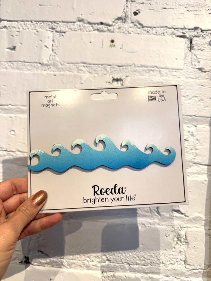 Wave Border Magnet