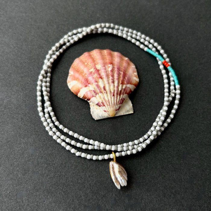 18K FEATHER PEARL PENDANT ON GLASS SEED BEAD NECKLACE #6