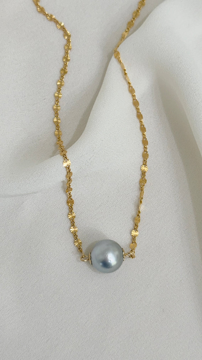AAA Ice Blue Tahitian choker necklace