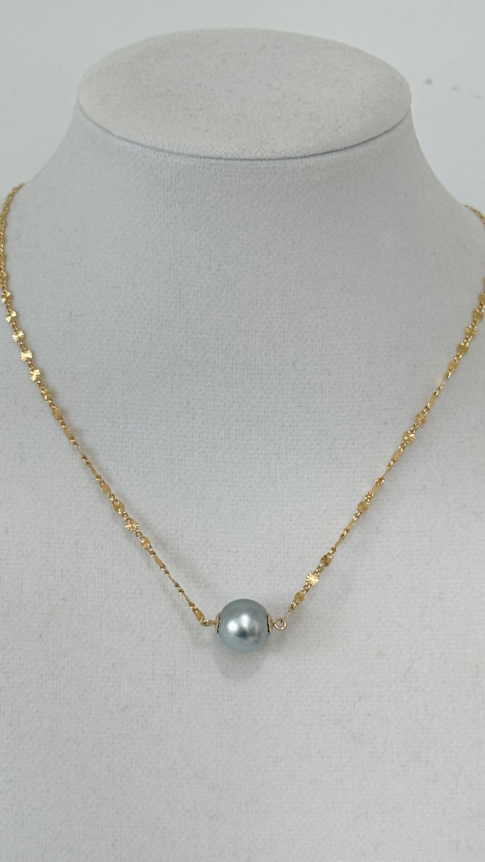 AAA Ice Blue Tahitian choker necklace