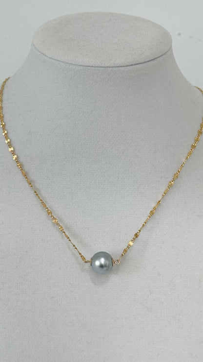 AAA Ice Blue Tahitian choker necklace