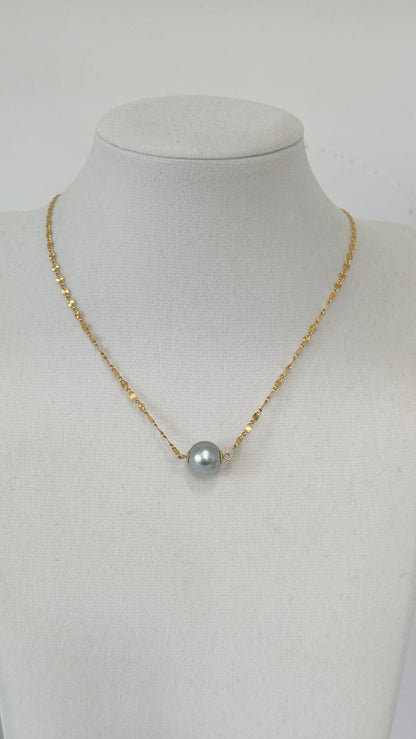AAA Ice Blue Tahitian choker necklace
