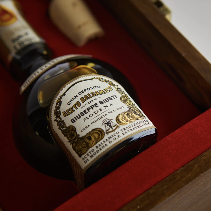 Aceto Balsamico Traditional 25 yr DOP (100 ml/3.3 fl oz)