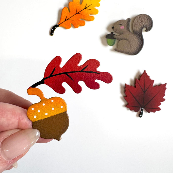 Acorn w/ Oak Leaf Magnet