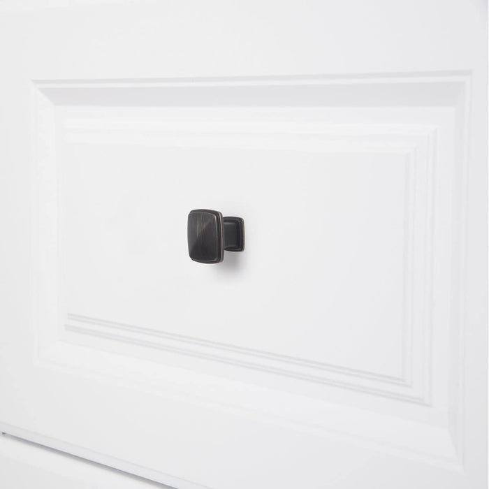 AmazonBasics Traditional Square Cabinet Knob 1.25in Diameter Oil Rubbed Bronze 10Pack