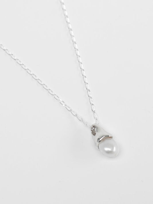 -Necklaces-wolfcircus.com