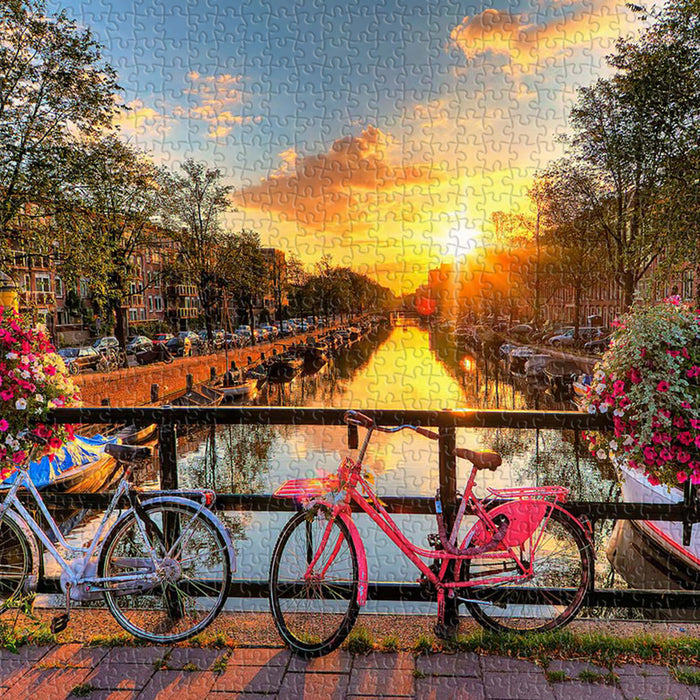 Bicycles, bridges, and blooming streets — discover the everyday beauty of Holland’s cityscape.