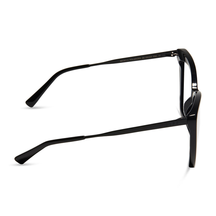 diff eyewear becky ii cat eye glasses with a black frame and prescription lenses side view