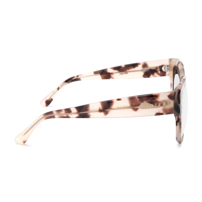 diff eyewear bella ii square glasses with a cream tortoise frame and prescription lenses side view