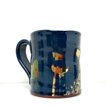 Black ginkgo and poppy mug