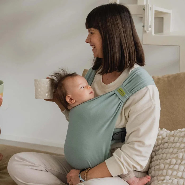 This effortless hybrid baby carrier is an ideal choice for all parents looking for a simple and convenient carrier for babies from birth to 18 months (7-35 lb or 3.2-16 kg)! Sea Mist