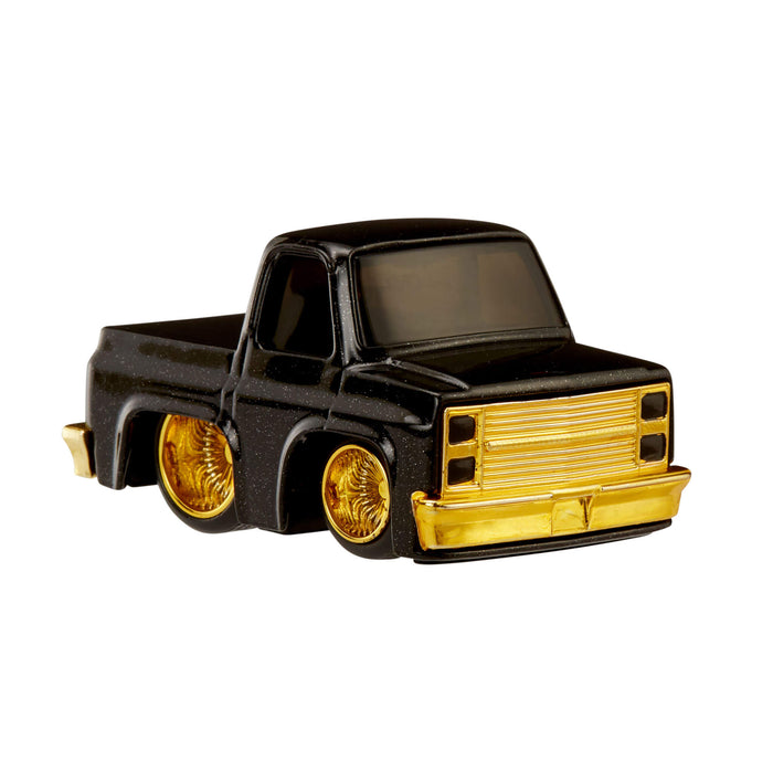 Black Checy truck