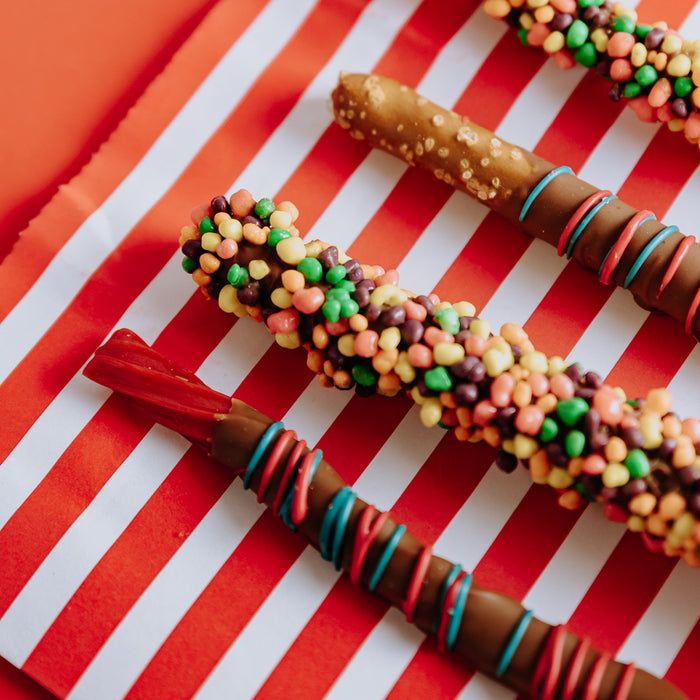 Chocolate-coated licorice with Nerds - Pack of 2