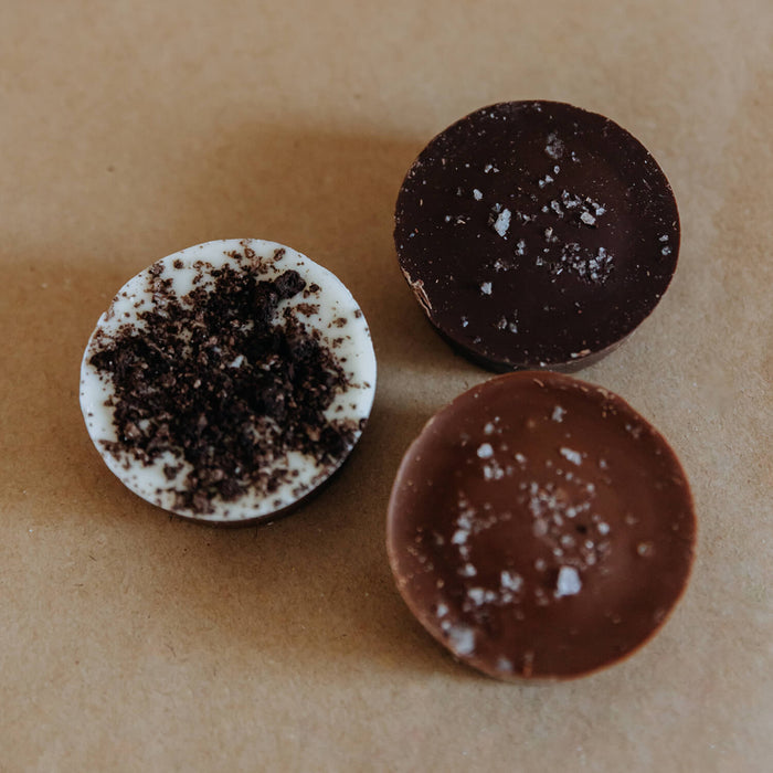 Decadent Chocolate & Crème Cookie - 1 unit
