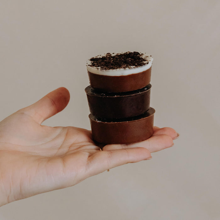 Decadent Milk Chocolate Caramel & Sea Salt Crème Cookie - 1 unit