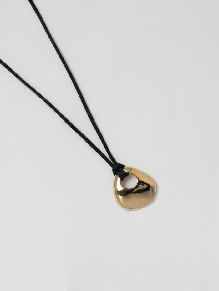 -Necklaces-wolfcircus.com