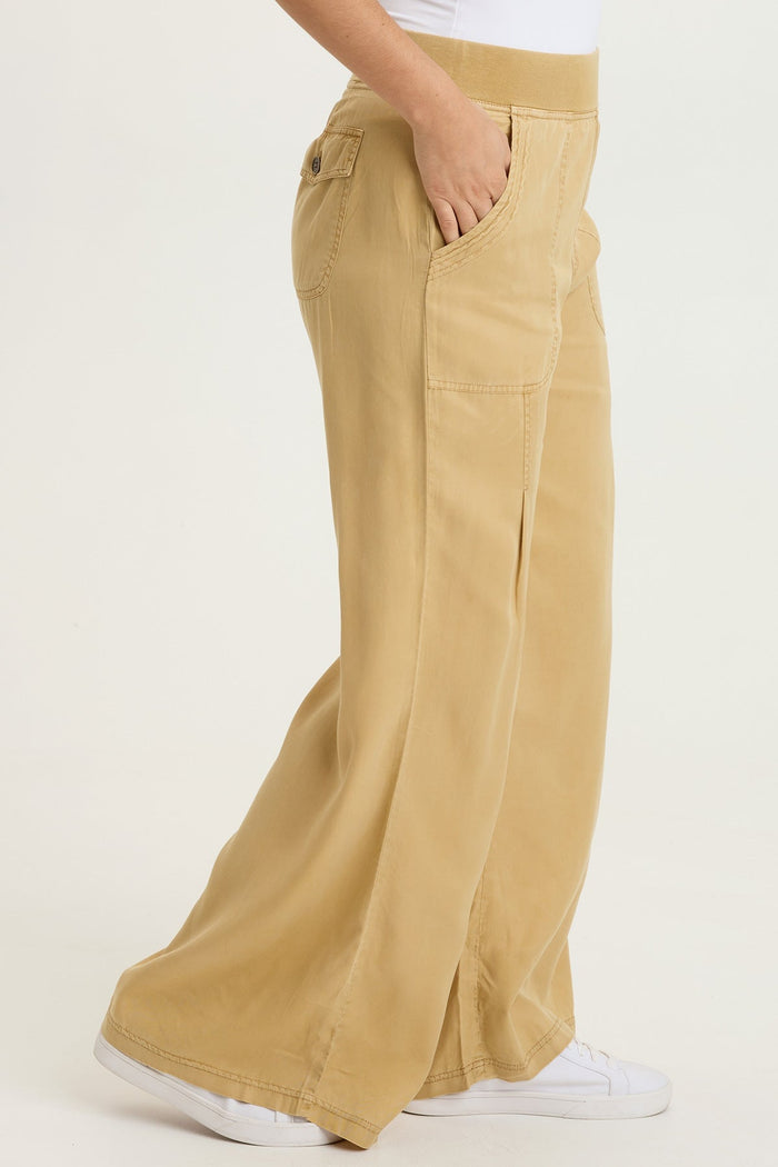 XCVI Embroidered Dacia Twill Pleated Pant