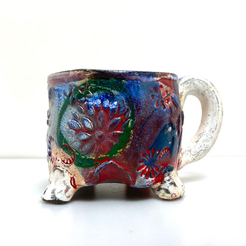 Footed mug