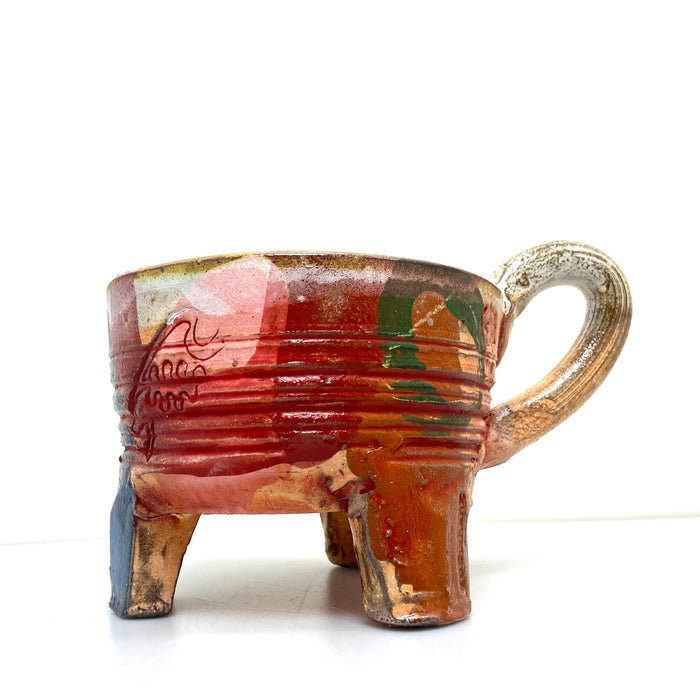 Footed soup bowl