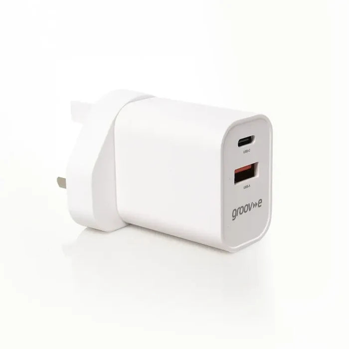 Groove Dual USB-C & USB-A Charger 20W with Travel Adaptor Plugs | GVMA113WE