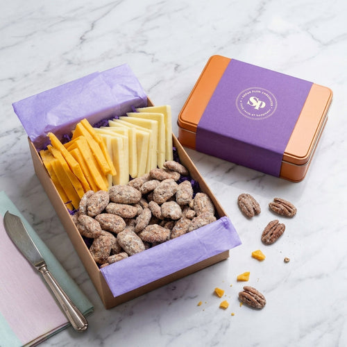 Pecans and Cheese Snack Gift Tin