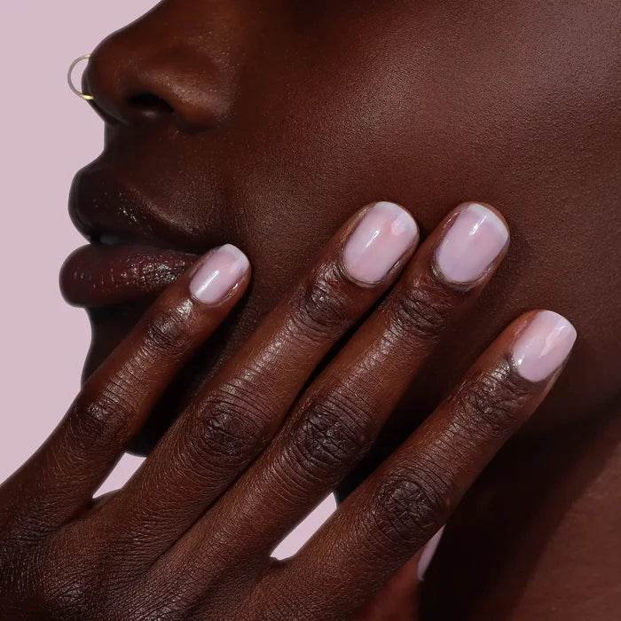 Illuminating Nail Concealer - Pink