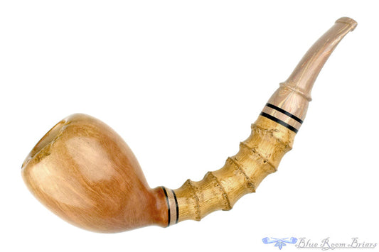 Blue Room Briars is proud to present this Jan Pietenpauw Pipe Sine Strawberry Wood Bulb with Bamboo, Brindle, and Plateau