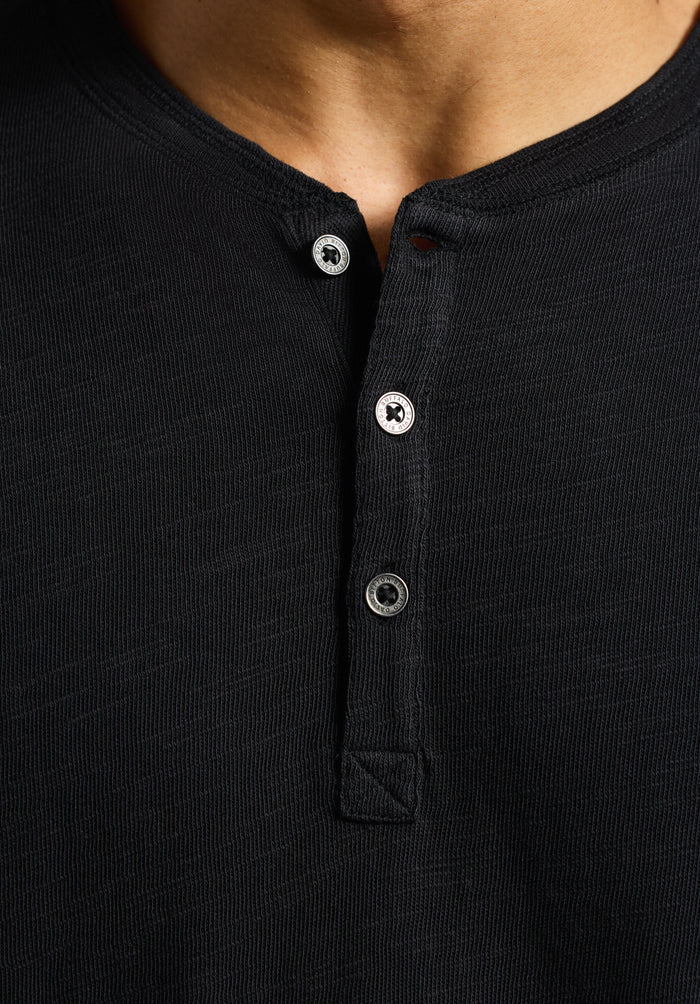 Buffalo Men Tops Black Knit Knit Short Sleeve Premium Slub Knit Relaxed Fit