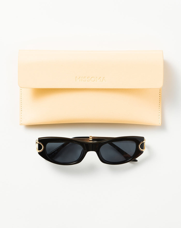 Le Specs Hydrus Link Oval Sunglasses | Black Accessories Missoma