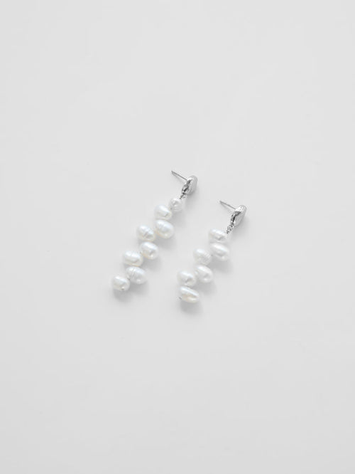 -Earrings-wolfcircus.com