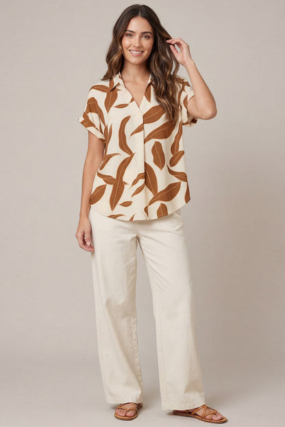 Long Leaf Pine Brown Leaf Print Top