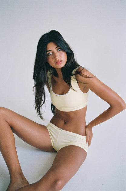 LOW RISE SHORTY BOI BRIEF IN BUTTER