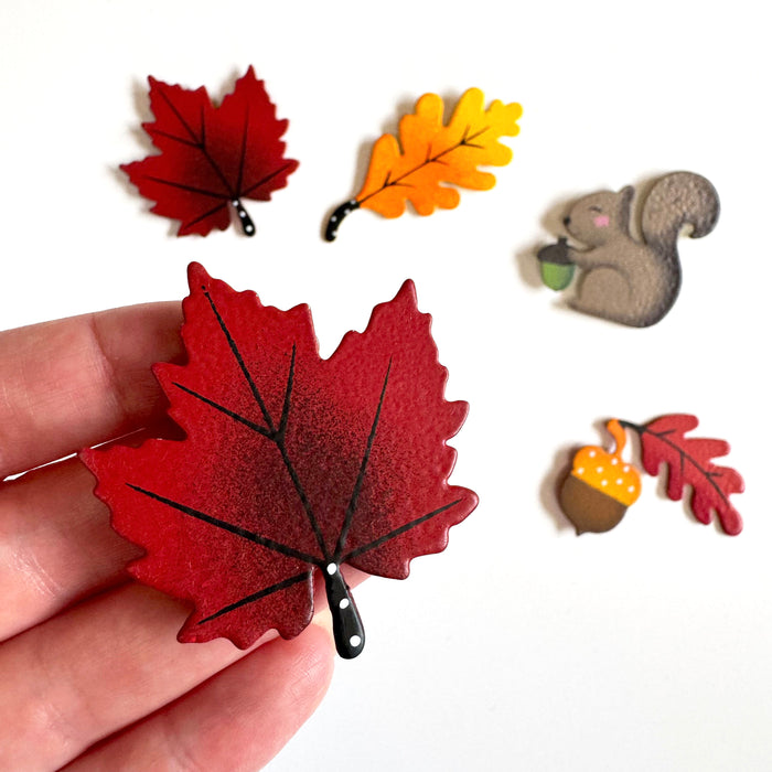 Maple Leaf Magnet Red