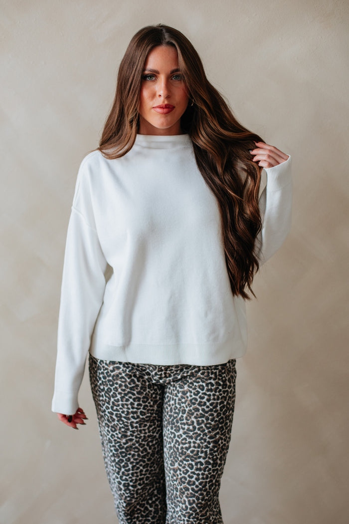 Ivory / Small
