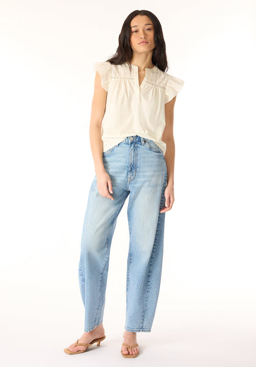 Buffalo Women Tops Beige Knit Tees Short Sleeve V-Neckline Embroidered