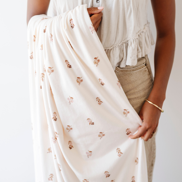 MINKY STRETCH LUXE XL SWADDLE/BLANKET