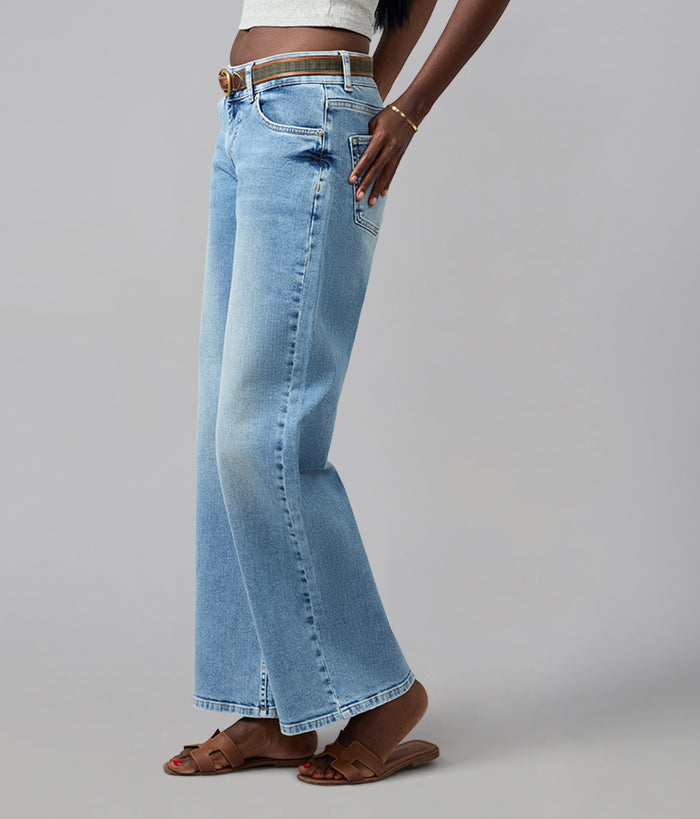 MIRO-DD Mid Rise Comfort Straight Jeans
