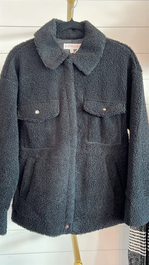 Oversize Black Fleece Jacket w Pockets/Snap Button