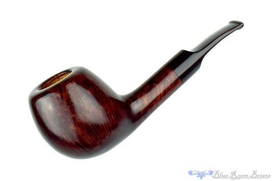 Blue Room Briars is proud to present this RC Sands Pipe Bent Apple