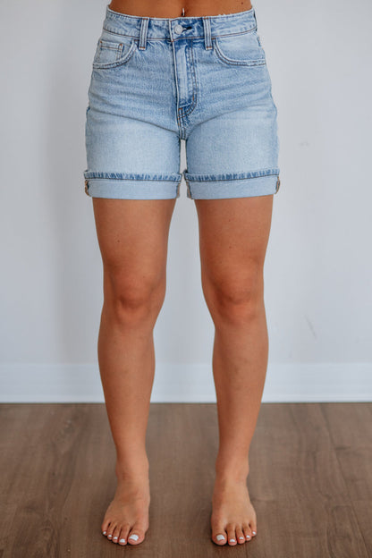 Rebecca Vervet Shorts - Light Wash