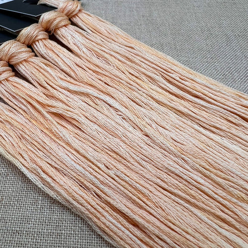 Roxy Floss Collection 8yd Shellous OOAK
