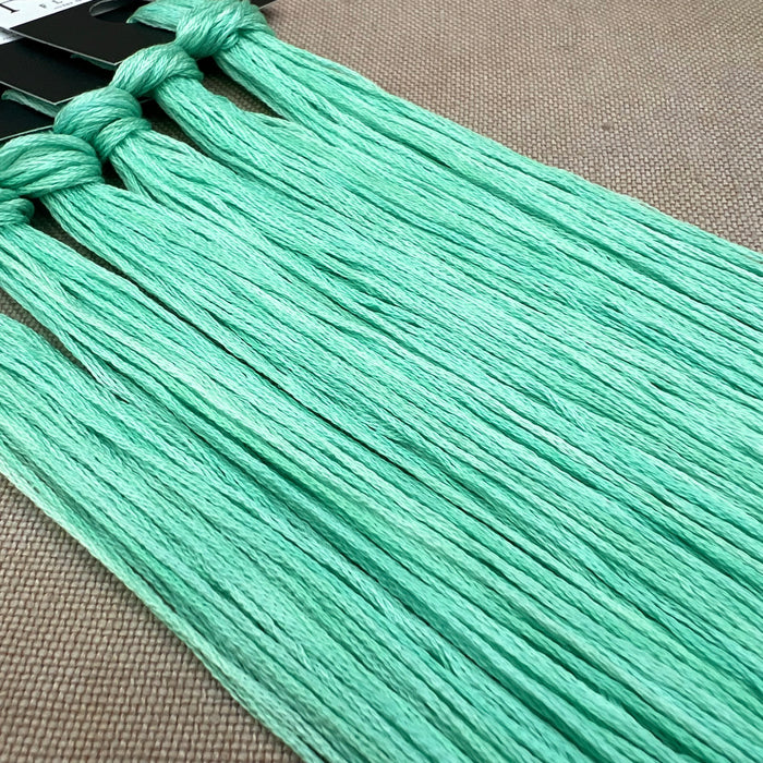 Roxy Floss Collection 8yd Tropic Like It's Hot