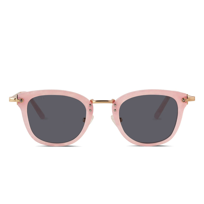 diff eyewear rue square prescription sunglasses with a geo pink frame, gold legs and grey prescription lenses front view