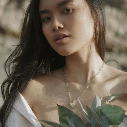 Satomi Studio Gembook Pendant Necklace - Flowers