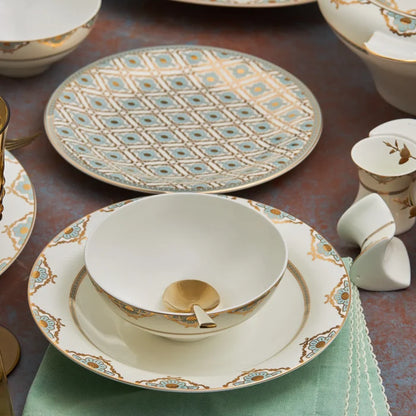 Service de table Karaca Fine Pearl Extra Dorothy pour 12 personnes, 62 pièces