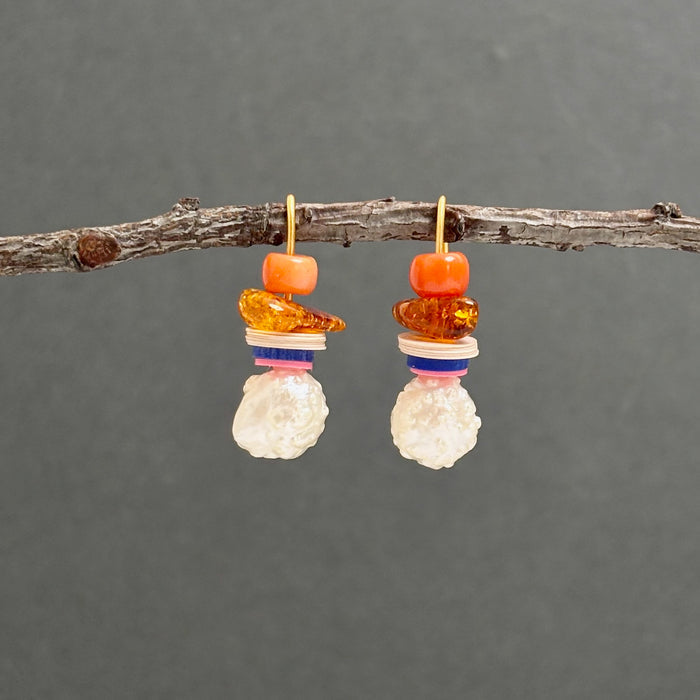 Short rosebud pearl and FUN earrings