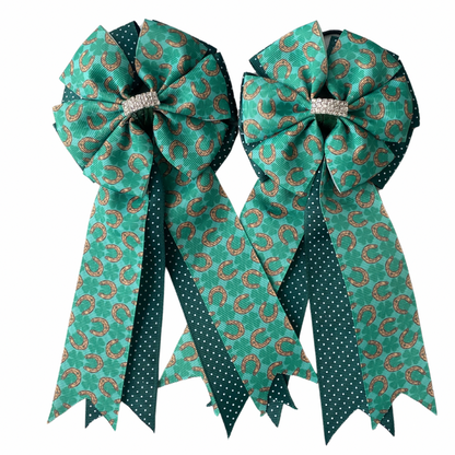 🤩 Show Bows: Lucky Horse Shoes