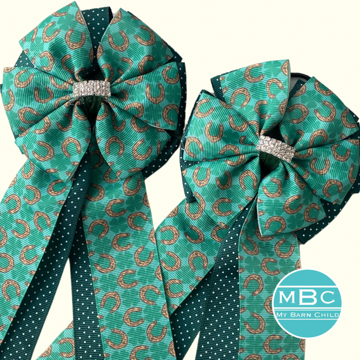 🤩 Show Bows: Lucky Horse Shoes