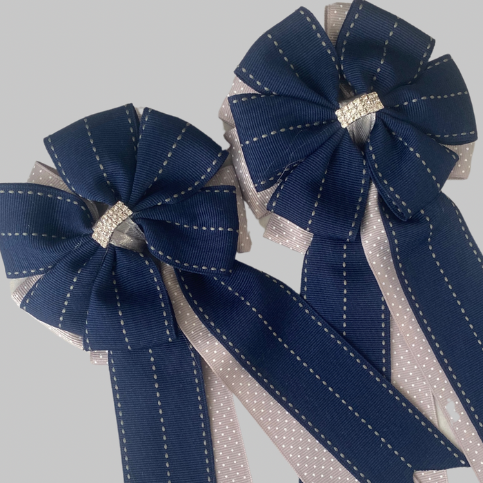 🤩 Show Bows: Navy Stitch on Gray Swiss Dot